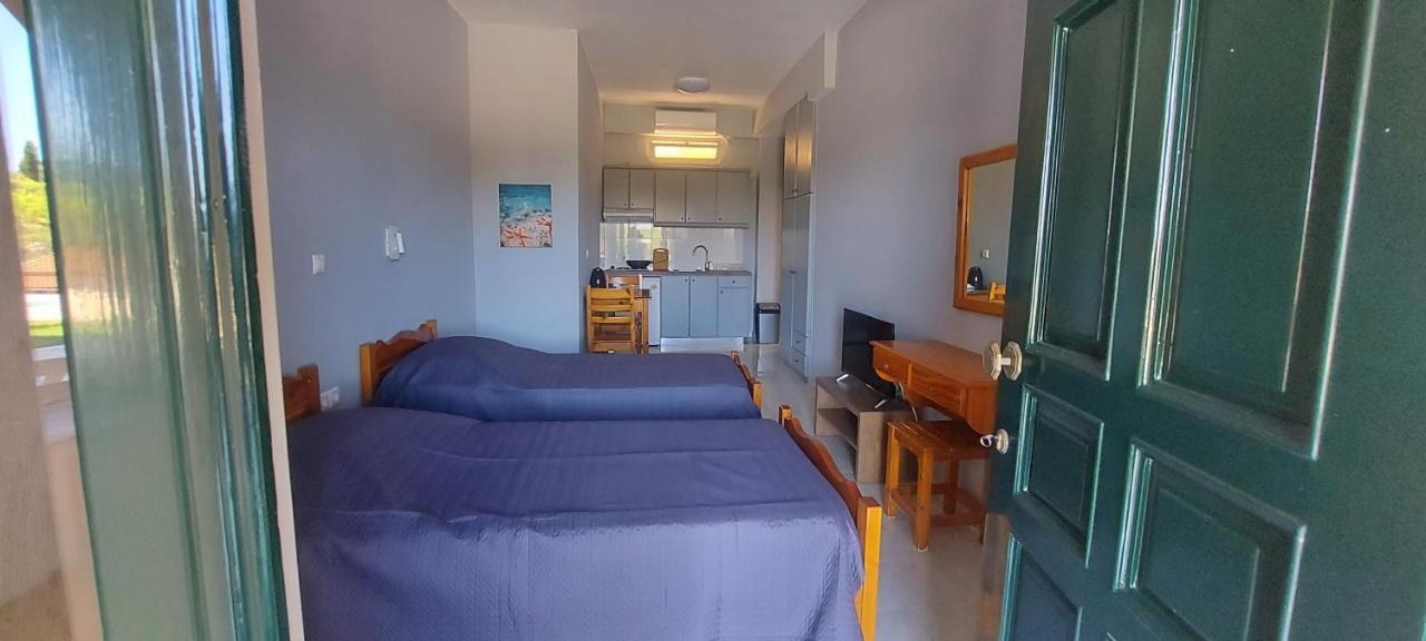 Bosco Verde Corfu Apartments ゴウヴィア エクステリア 写真