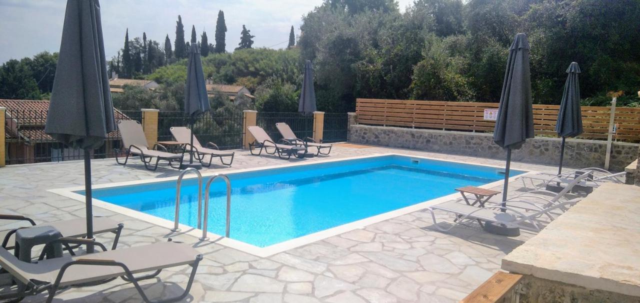 Bosco Verde Corfu Apartments ゴウヴィア エクステリア 写真