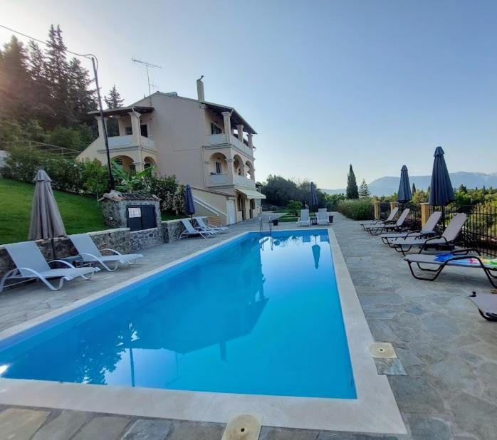 Bosco Verde Corfu Apartments ゴウヴィア エクステリア 写真